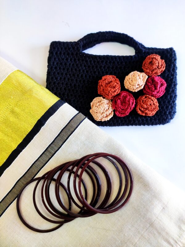 Cotton pouches made to fit your necessities